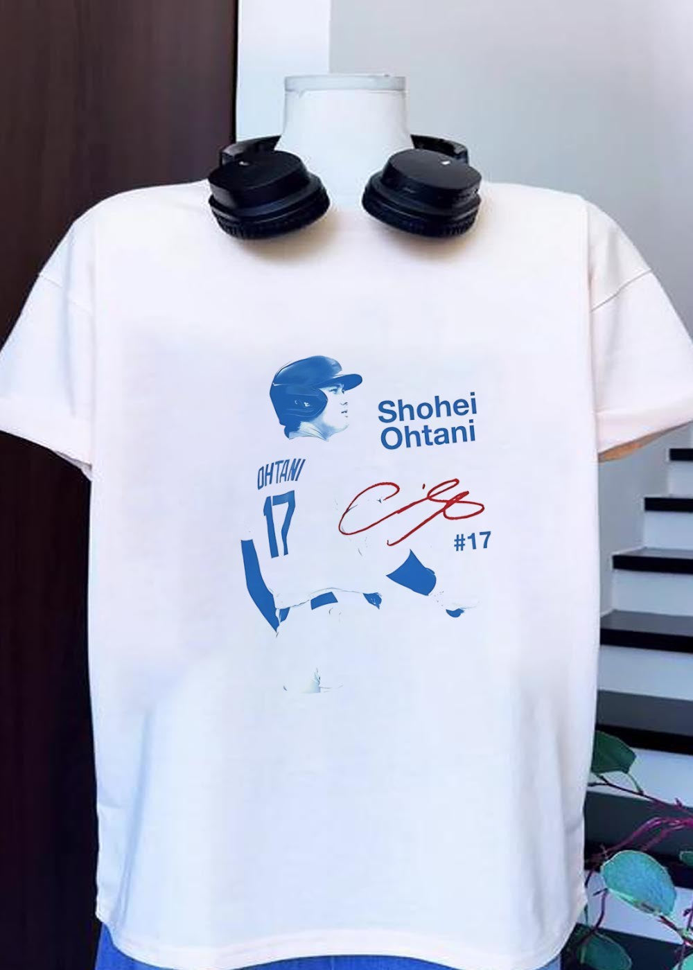 #17 Shohei Ohtani Baseball Player Signature Dodgers - Adult & Kids T-Shirts, Sweatshirts & Hoodies apparel design preview 1