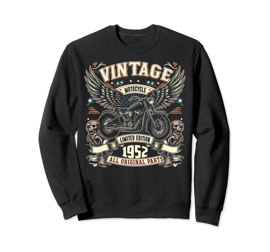 1952 Born 1952 72Th Birthday Sweatshirt - Casual Everyday Wear Men Women - T-Shirt, Sweatshirt, Hoodie