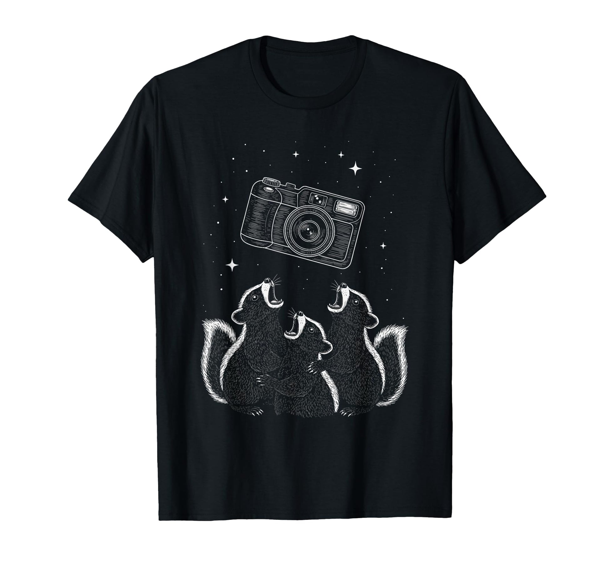 Funny Skunk Photographers Howling Camera T-Shirt - Minimalist Print Unisex - T-Shirt, Sweatshirt, Hoodie