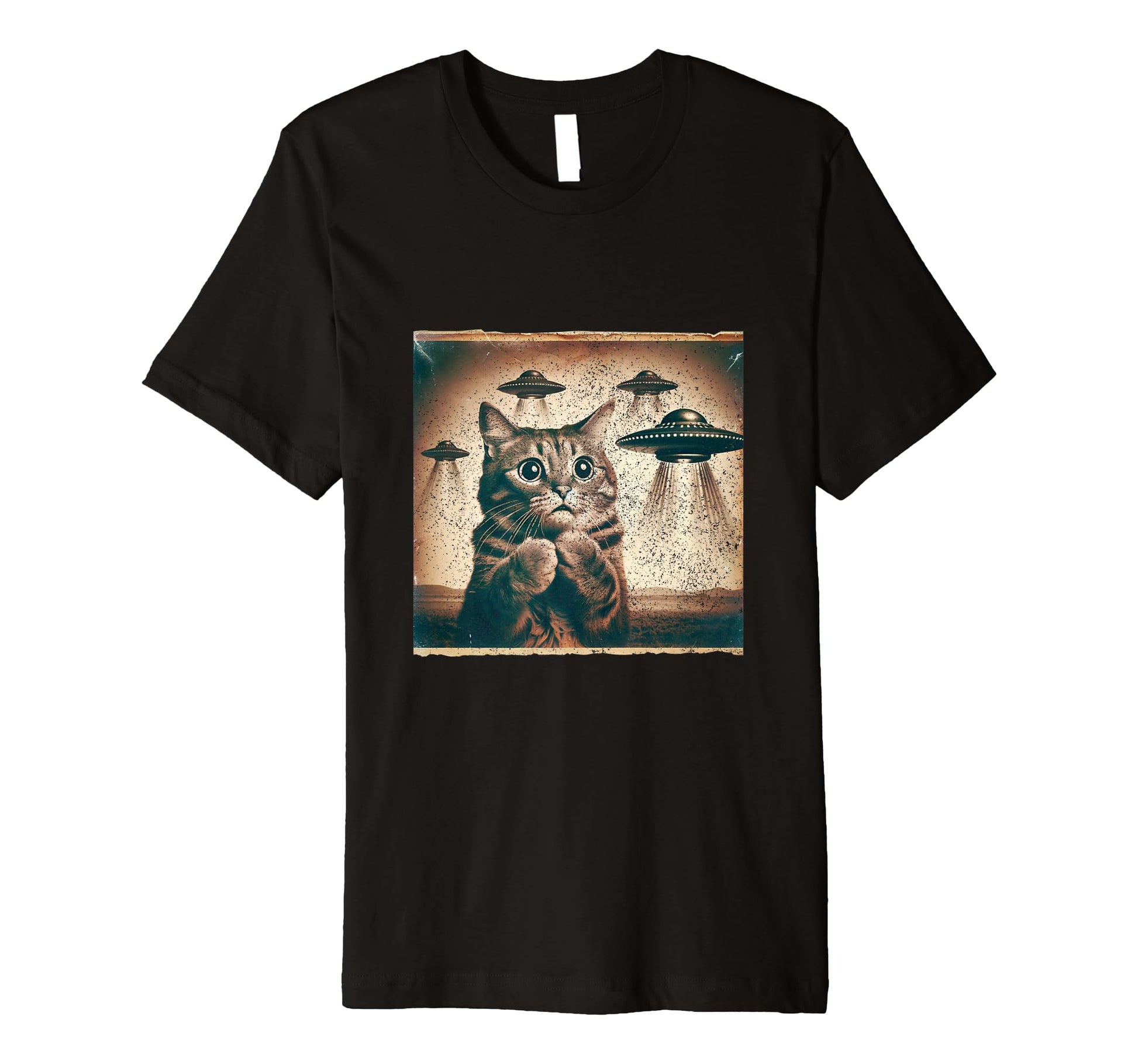 Spooked Cat Selfie Ufos Funny Startled T-Shirt - Aesthetic Graphic Unisex - T-Shirt, Sweatshirt, Hoodie