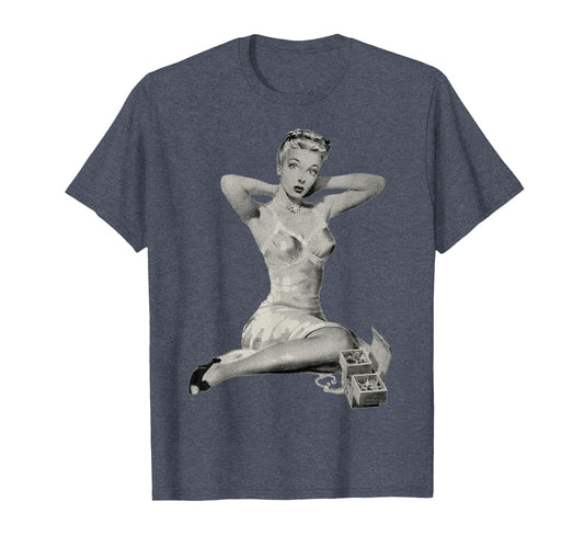 1940S Pin Up Sexy American Art T-Shirt - Trendy Graphic Men Women - T-Shirt, Sweatshirt, Hoodie