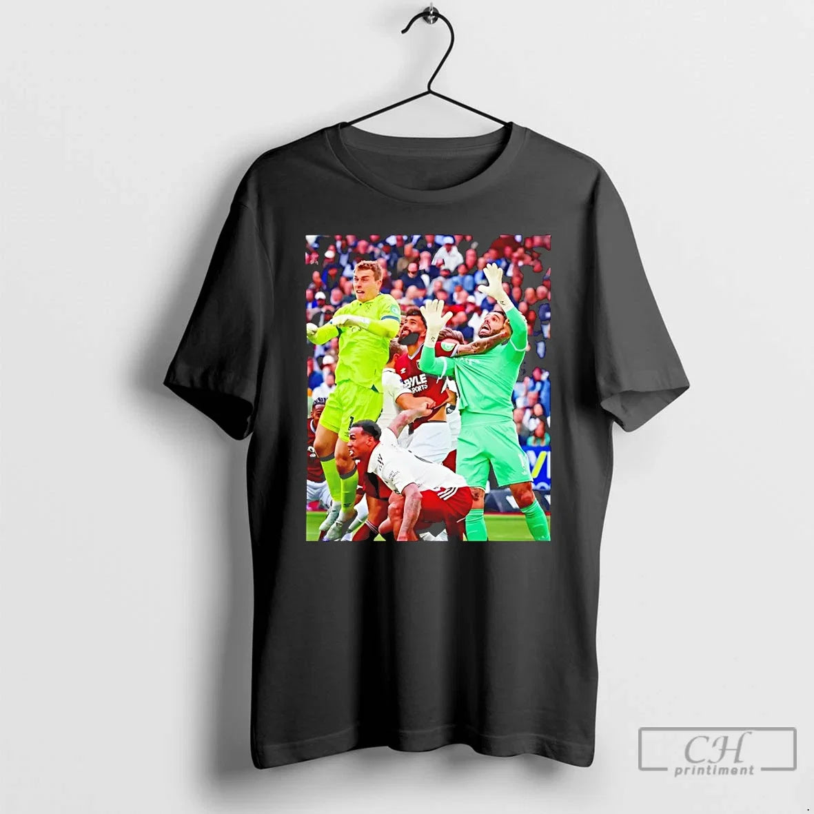 Classic Pablo Fouled David Raya Photo - Adult & Kids T-Shirts, Sweatshirts & Hoodies apparel design preview 1