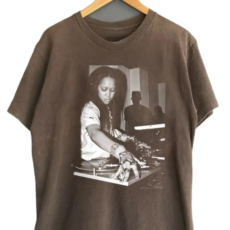 Erykah Cotton Top Badu Tour Music Fan - Adult & Kids T-Shirts, Sweatshirts & Hoodies apparel design preview 1