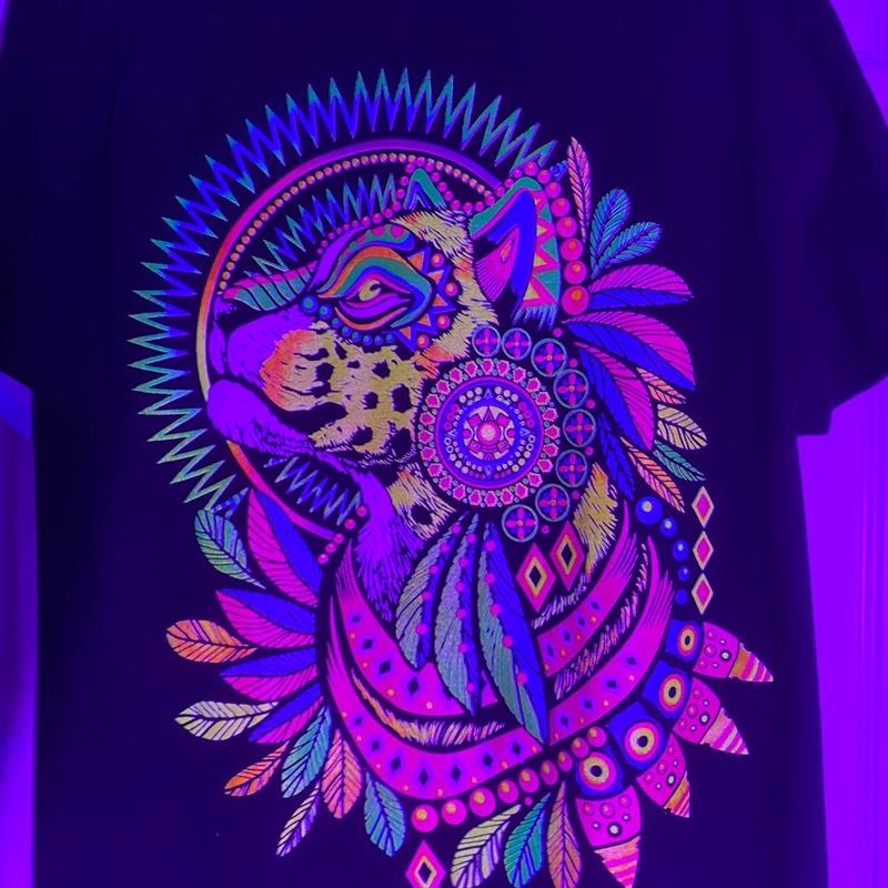 Jaguar Plumas Casual - Adult & Kids T-Shirts, Sweatshirts & Hoodies apparel design preview 1