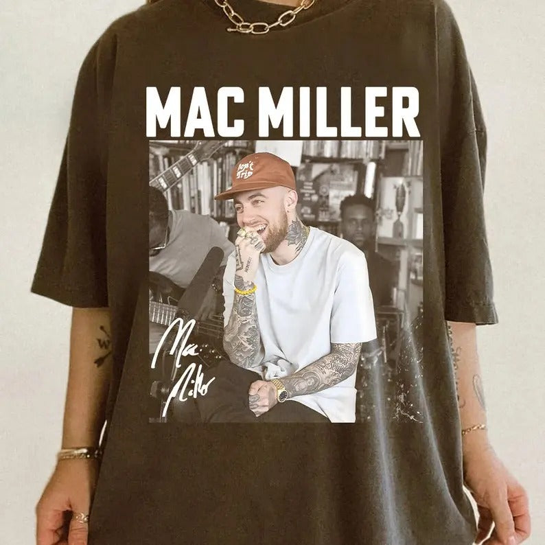 M 90s Vintage Crew Neck Half Sleeve Long Summer - Adult & Kids T-Shirts, Sweatshirts & Hoodies apparel design preview 1