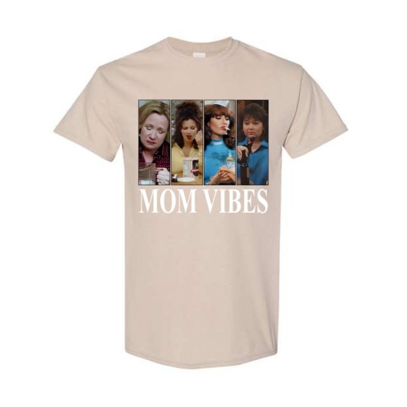 Mom 70'S Show Fun Kitty Happy - Adult & Kids T-Shirts, Sweatshirts & Hoodies apparel design preview 1