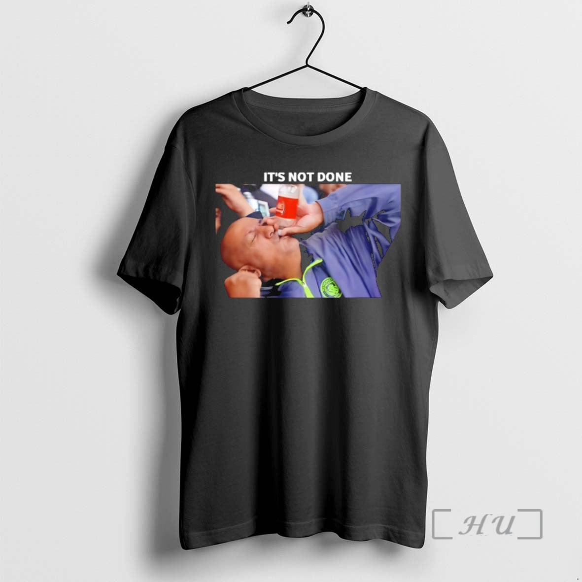 Officials Manchester City Fan Drink Arsenal Fc Its - Adult & Kids T-Shirts, Sweatshirts & Hoodies apparel design preview 1