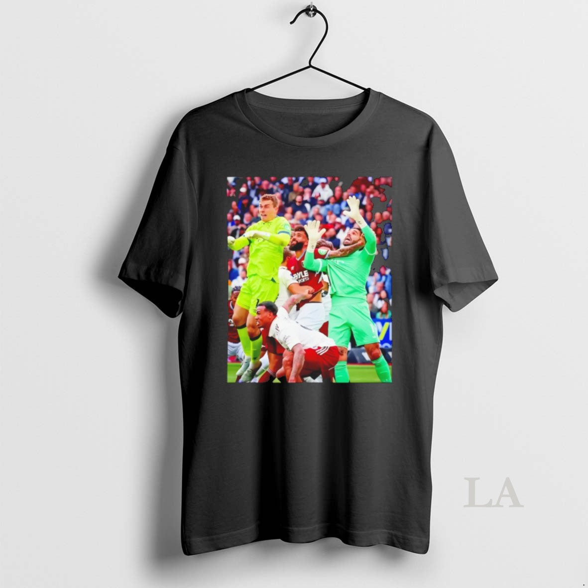 Original Pablo Fouled David Raya Photo - Adult & Kids T-Shirts, Sweatshirts & Hoodies apparel design preview 1
