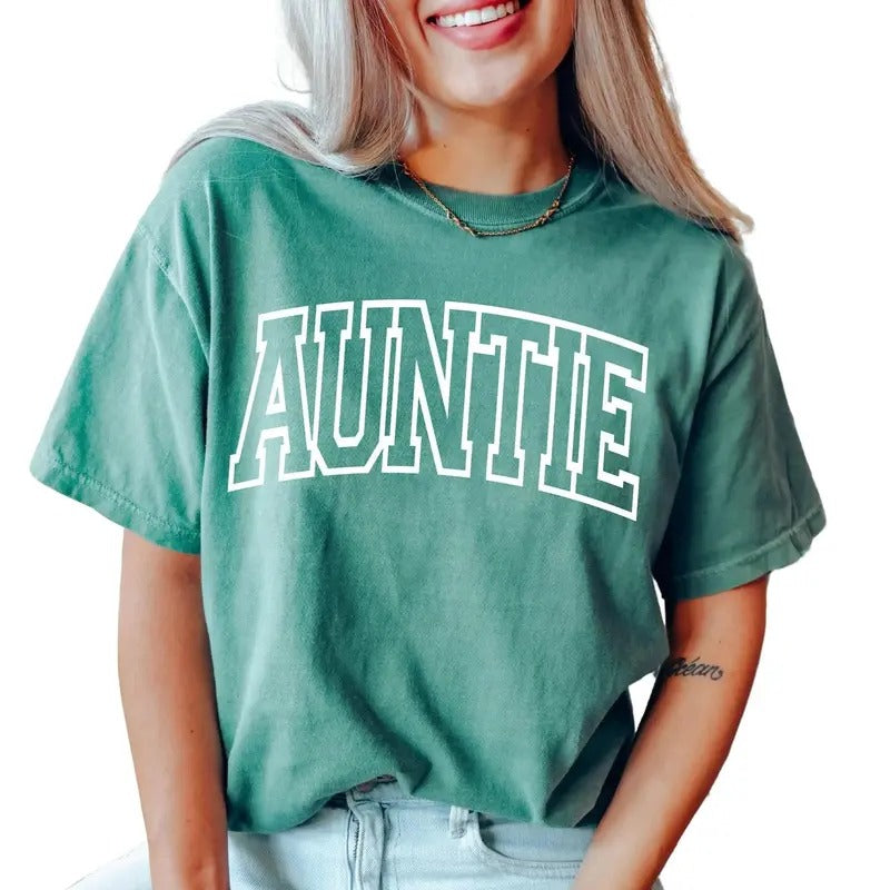 Retro Auntie Comfort Colors Aunt New Pregnancy - Adult & Kids T-Shirts, Sweatshirts & Hoodies apparel design preview 1