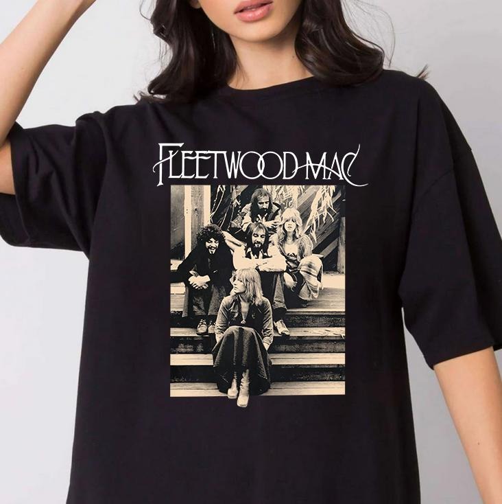 Stevie Nicks Retro Vintage Short Sleeve - Adult & Kids T-Shirts, Sweatshirts & Hoodies apparel design preview 1
