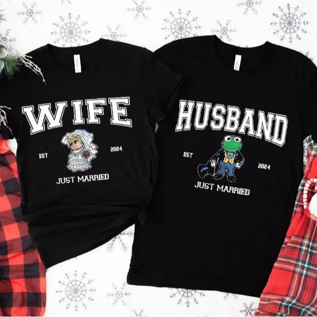 Muppets Just Married Kermit Miss Piggy Wedding Couple - Adult & Kids T-Shirts, Sweatshirts & Hoodies apparel design preview 1