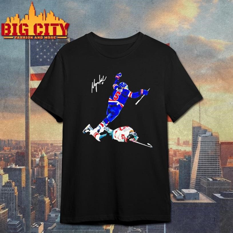 Usa Hockey Champions Golden Goal signature - Adult & Kids T-Shirts, Sweatshirts & Hoodies apparel design preview 1