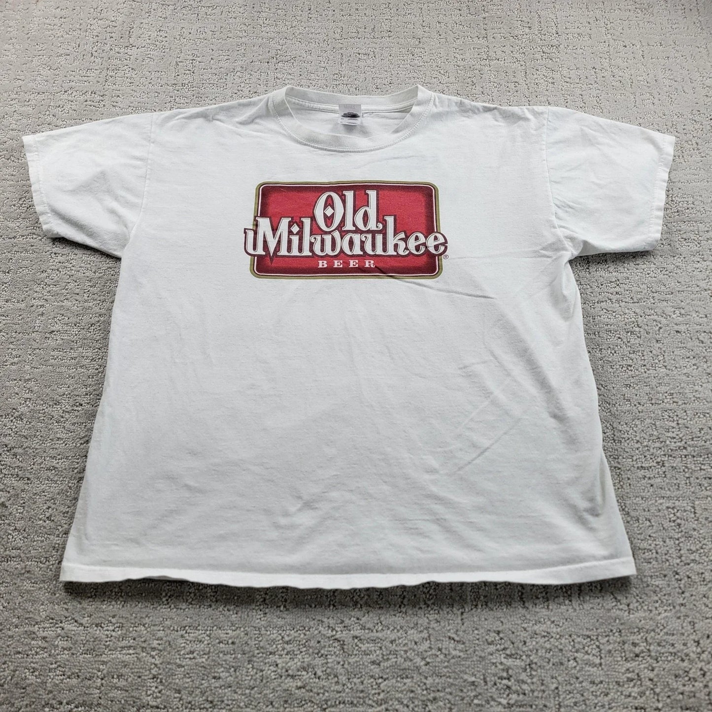 Fruit Of The Loom Mens XL White Old Milwaukee Beer - Adult & Kids T-Shirts, Sweatshirts & Hoodies apparel design preview 1