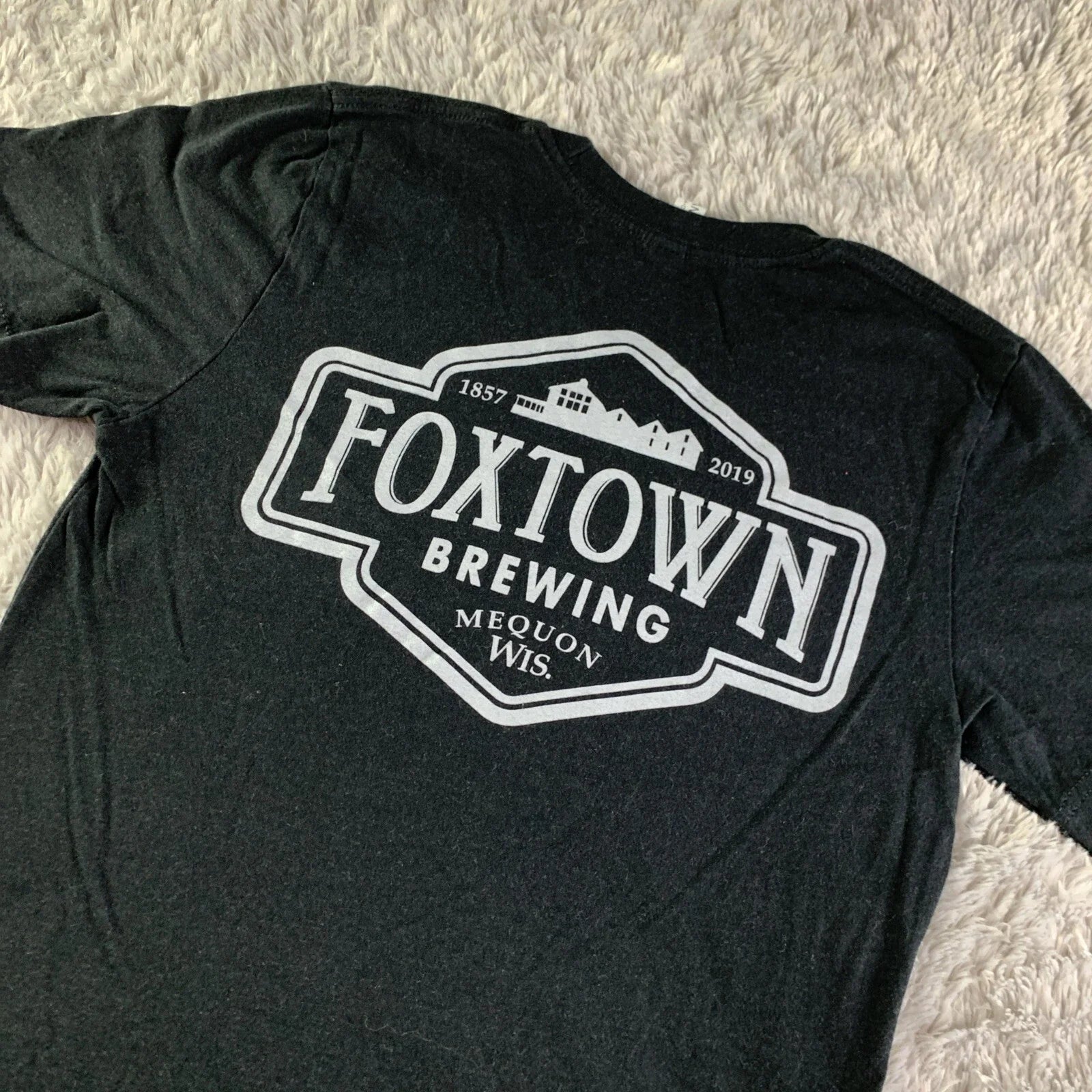 Foxtown Brewing Mens Small Black White Craft Beer - Adult & Kids T-Shirts, Sweatshirts & Hoodies apparel design preview 1