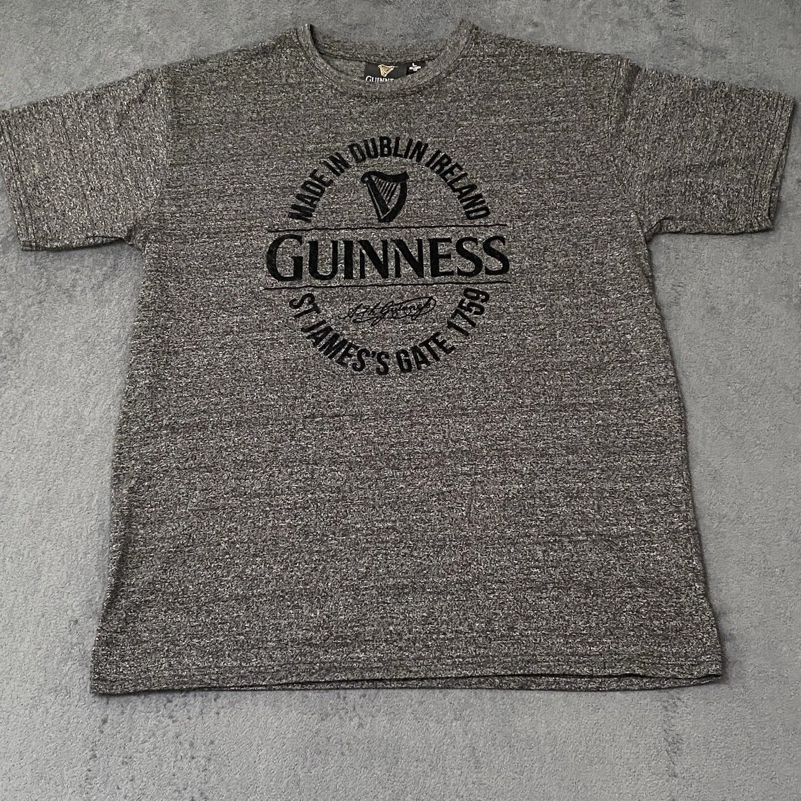 Guinness Graphic Print Mens L Gray Felted Raised - Adult & Kids T-Shirts, Sweatshirts & Hoodies apparel design preview 1