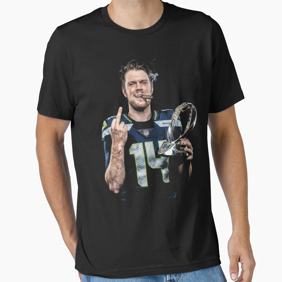 Sam Darnold T-Shirt - Minimalist Print Men Women - T-Shirt, Sweatshirt, Hoodie