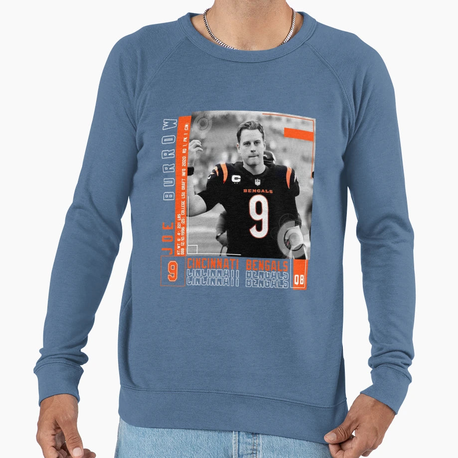 American Football Quarterback Touchdown Sweatshirt - Graphic Print Unisex - T-Shirt, Sweatshirt, Hoodie