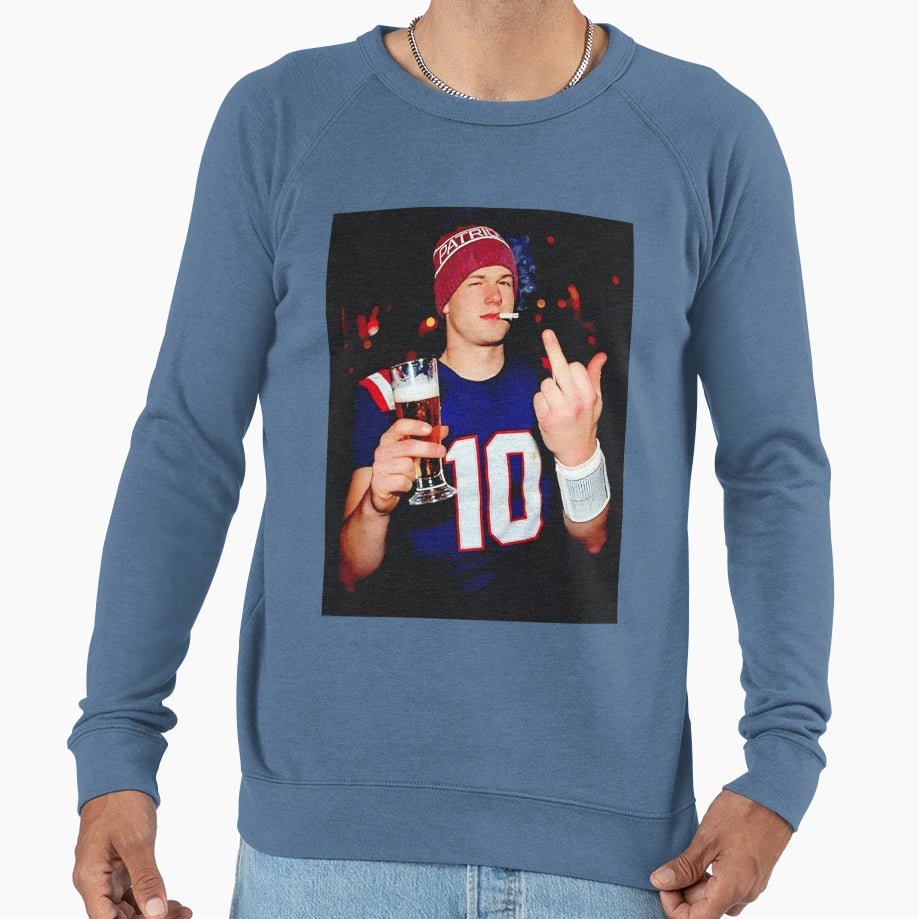 Drake Maye Smoking Middle Finger Sweatshirt - Novelty Apparel Unisex - T-Shirt, Sweatshirt, Hoodie