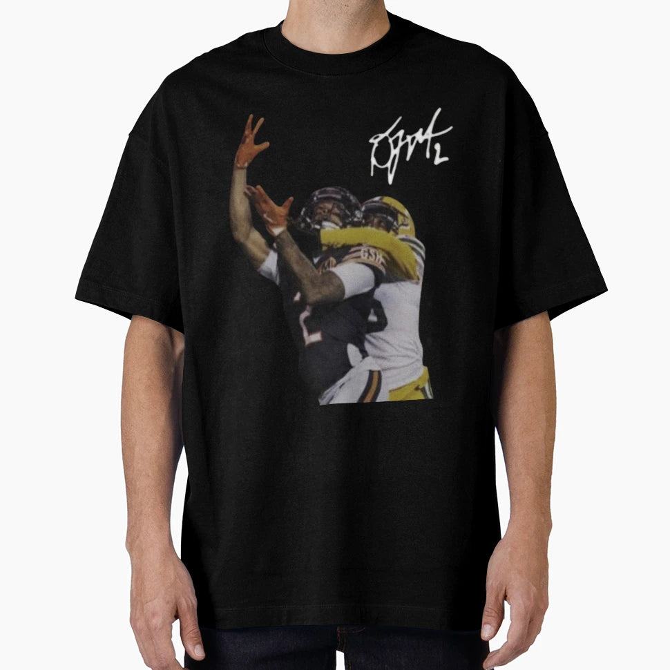 Dj Moore Chicago Bears Head Tap T-Shirt - Casual Everyday Wear Unisex - T-Shirt, Sweatshirt, Hoodie