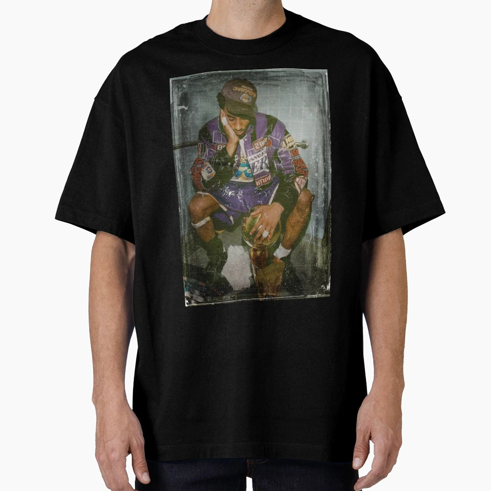 Basketball Legend Champion T-Shirt - Minimalist Print Unisex - T-Shirt, Sweatshirt, Hoodie