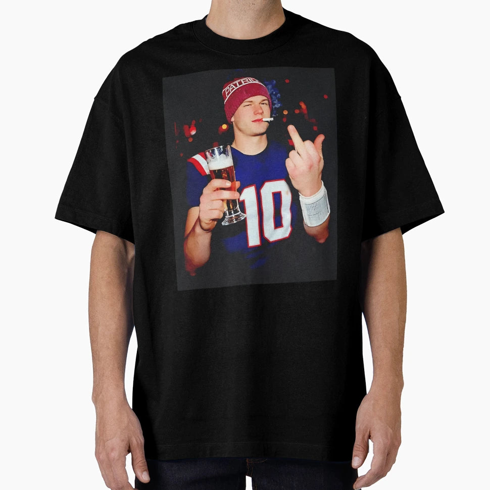 Drake Maye Smoking Middle Finger T-Shirt - Trendy Graphic for Adults - T-Shirt, Sweatshirt, Hoodie