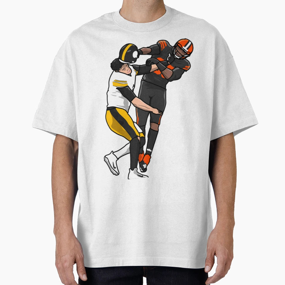Football Helmet Fight Moment T-Shirt - Trendy Graphic Unisex - T-Shirt, Sweatshirt, Hoodie