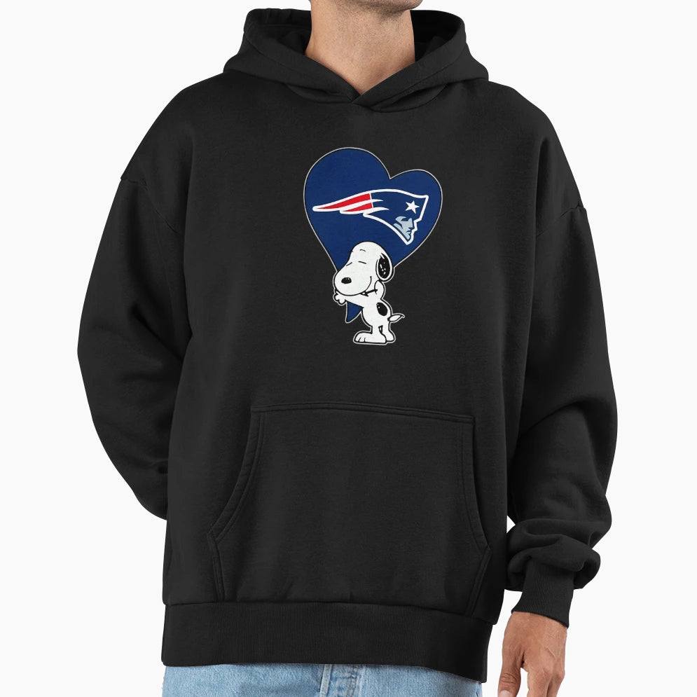 Snoopy New England Patriots Hoodie - Graphic Print for Adults - T-Shirt, Sweatshirt, Hoodie