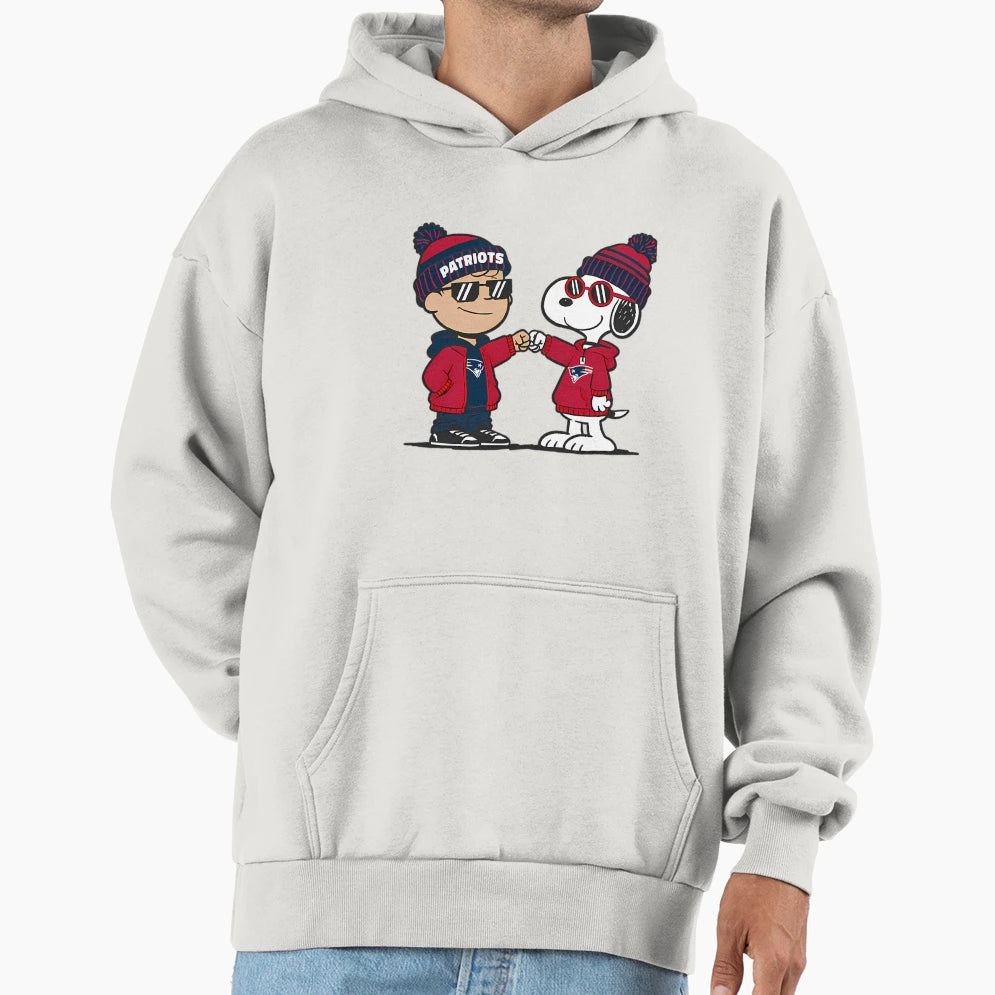 Snoopy Patriots Hoodie - Trendy Graphic for Adults - T-Shirt, Sweatshirt, Hoodie