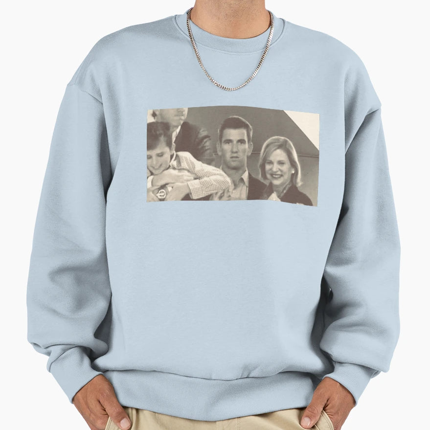Eli Face Sweatshirt - Streetwear Style Unisex - T-Shirt, Sweatshirt, Hoodie