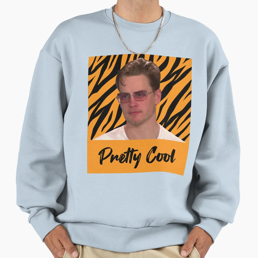 Sports Wide Receiver Quarterback Sweatshirt - Minimalist Print Unisex - T-Shirt, Sweatshirt, Hoodie