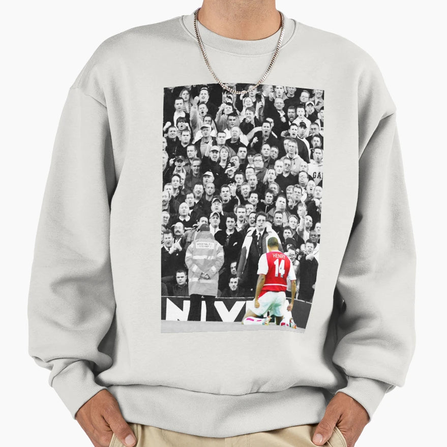 Thierry Henry Sweatshirt - Minimalist Print Men Women - T-Shirt, Sweatshirt, Hoodie