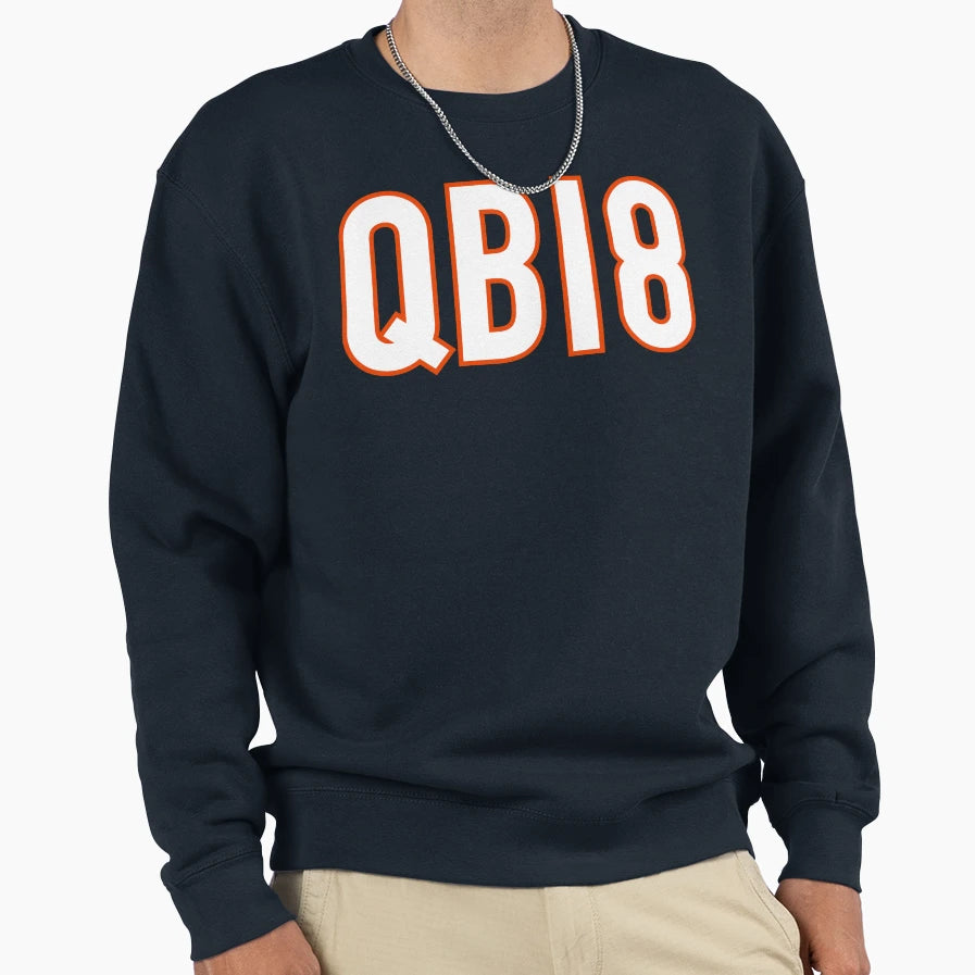 Qb18 Chicago White Sweatshirt - Novelty Apparel Unisex - T-Shirt, Sweatshirt, Hoodie
